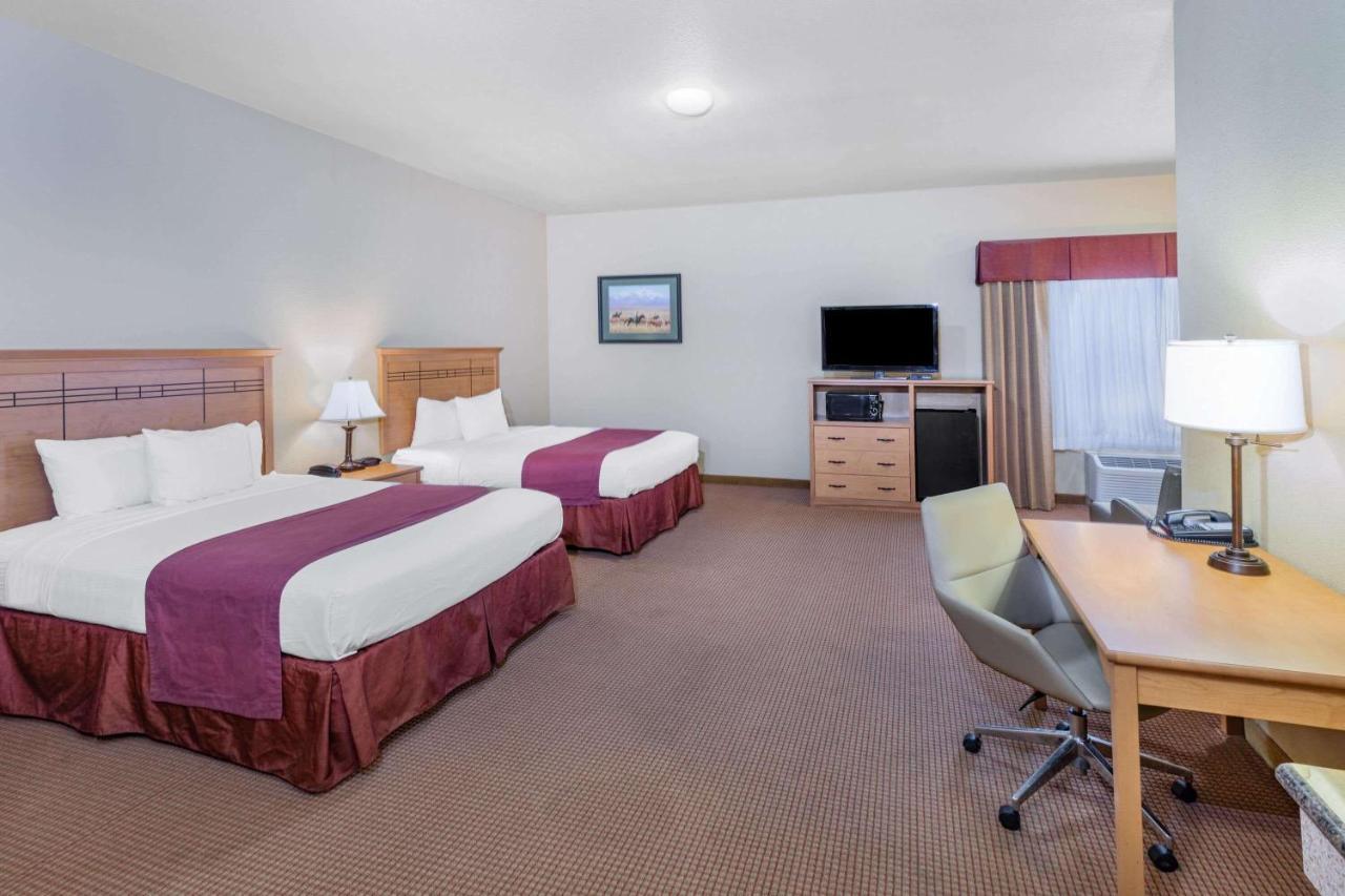 Baymont By Wyndham Cuero Hotel Kültér fotó